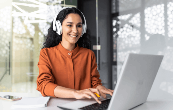 A captioner providing Closed Captioning in Iowa clients so viewers can access accurate captions on all digital videos.