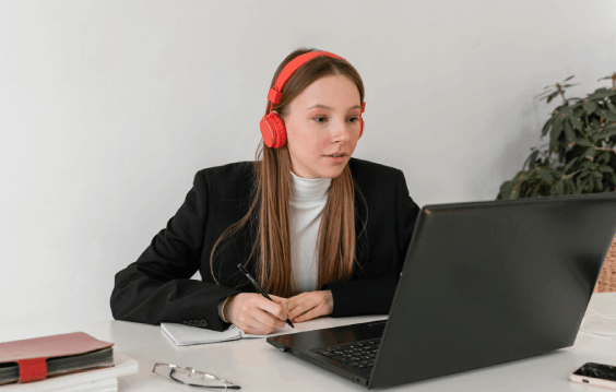 Captioner adds accurate captions so customers benefit from closed captioning services in Baltimore for accessible media.