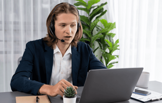 Professional captioner offering Closed Captioning services with multilingual support and high precision in Oklahoma.