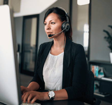 Expert captioner providing Closed Captioning in Des Moines ensuring compliance, clarity and inclusiveness in every frame.