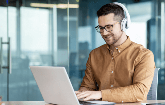 Captioner providing Ga Captioning for enhances accessibility for all viewers, improving content engagement and understanding.