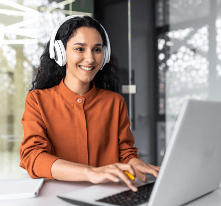 Subtitler providing standout Gan Subtitling ensuring accuracy, clarity and precise subtitles in noisy audio environments.