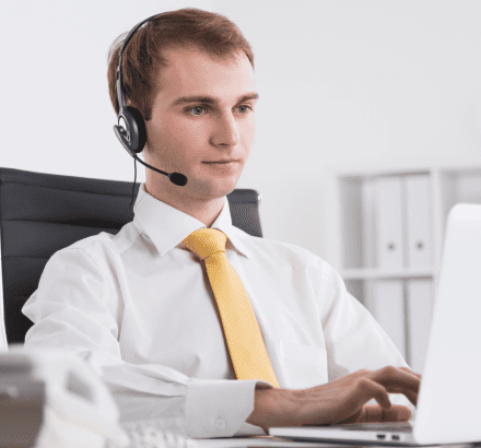 A subtitler provides Basque language subtitling services 24/7, ensuring continuous, high-quality translations for media.