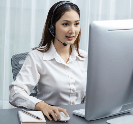 The expert works on culturally-sensitive Karen captioning services, providing precise translations for businesses.